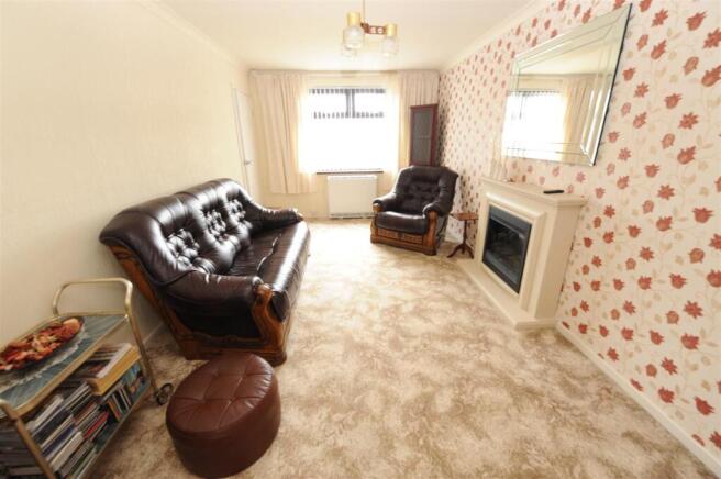 2 bed Town House for sale Image 5