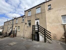 1, Holmfield View, High Street, Clayton West, Huddersfield HD8 9PD