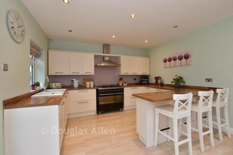 Sylvia Avenue, Hutton, Brentwood, Essex