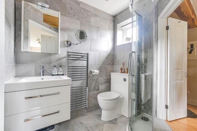 24. En-Suite Shower room.jpg