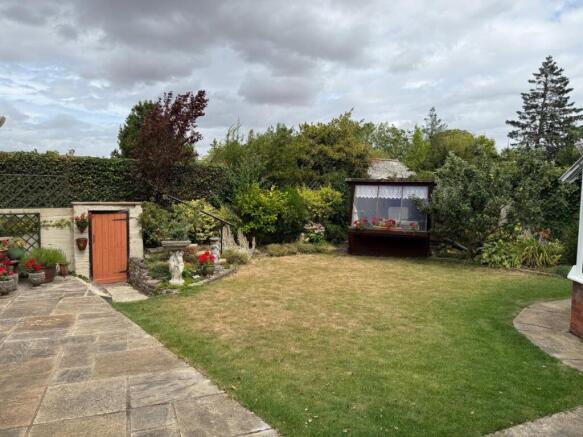 Photo 16