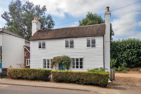 Queen Street, Sandhurst, Kent, TN18 5HY