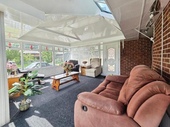 2 bed Bungalow for sale Image 5