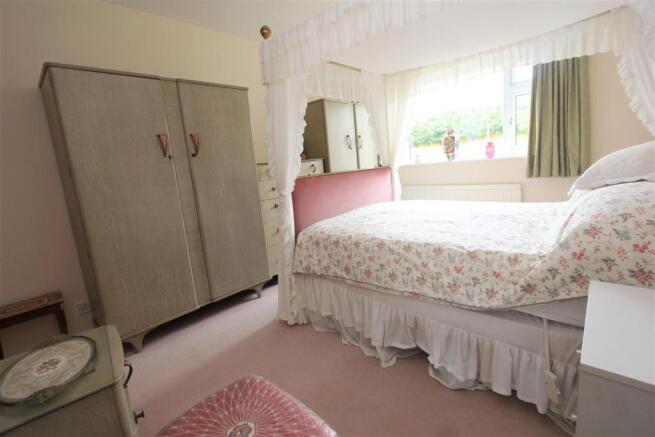 Master Bedroom.jpg