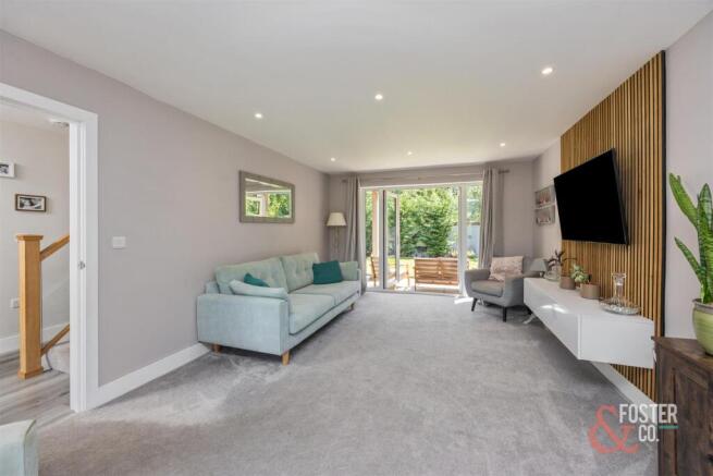 Lodge lane, 33-013.jpg