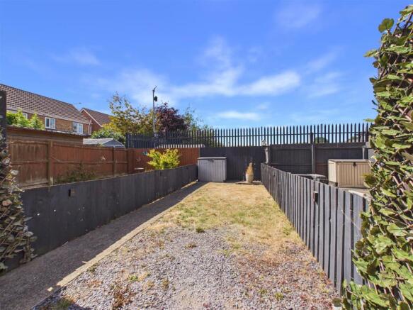 2 bed Terraced for sale Image 8