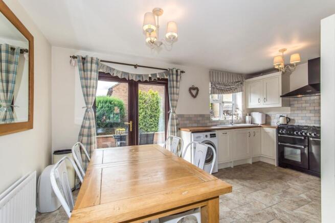 Kitchen diner