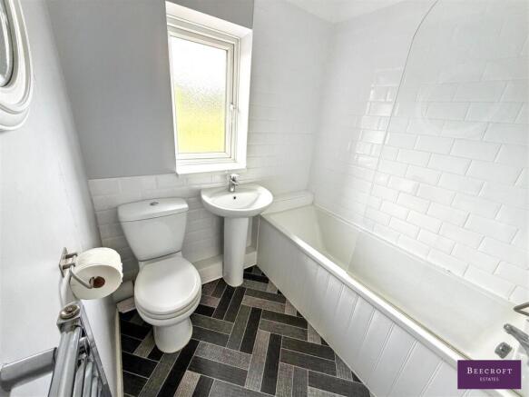 2 bed Semi-Detached for sale Image 10