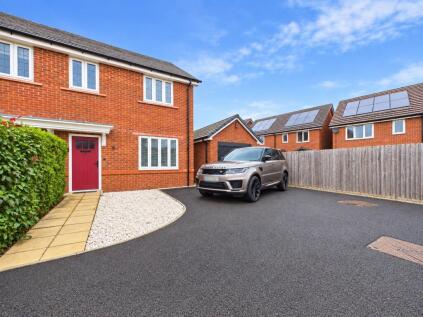Lavinia Close, Worcester, Worcestershire, WR2