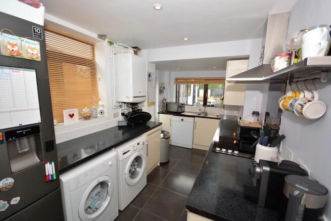 Fitted Kitchen
