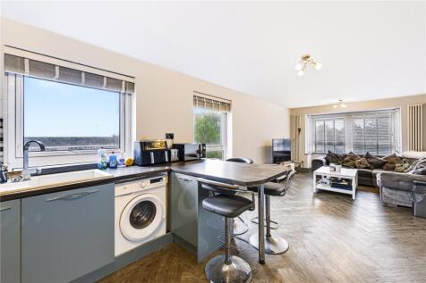 Prince Charles Close, Southwick, Brighton, West Sussex, BN42