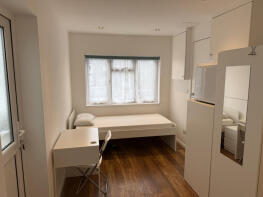 33, Woodlands Close, Golders Green, London NW11 9QR