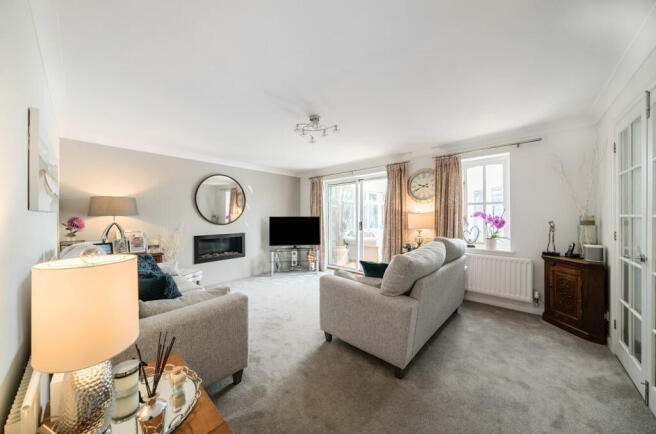 1311051-18-685053...