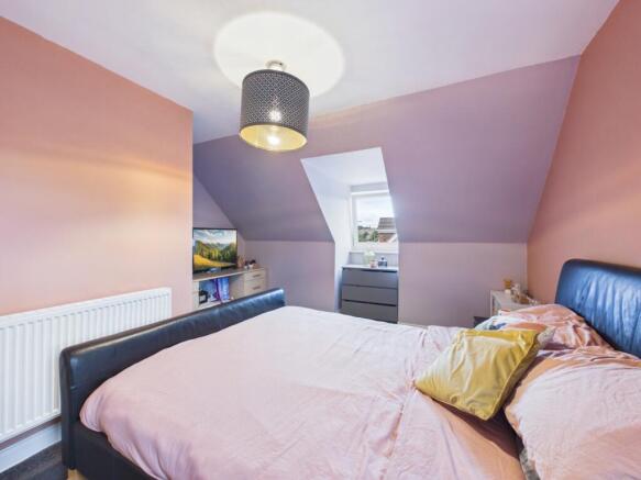 3 bed Semi-Detached for sale Image 10