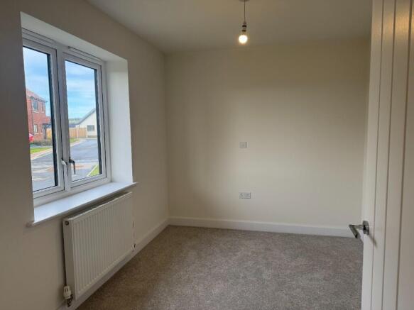 3 bed Detached Bungalow for sale Image 4