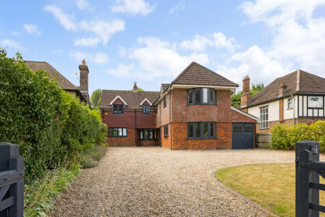 Ware Road, Hertford, SG13