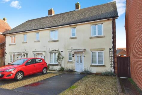 Nevill Close, Amesbury, SP4 7XW