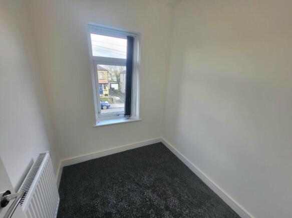 3 bed House to rent Image 7