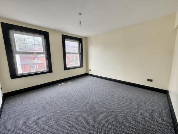 2 bed Flat to rent Image 4