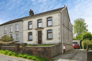 11, Llwynhen Road, Ammanford SA18 1RG