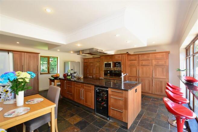 Kitchen/Breakfast Room
