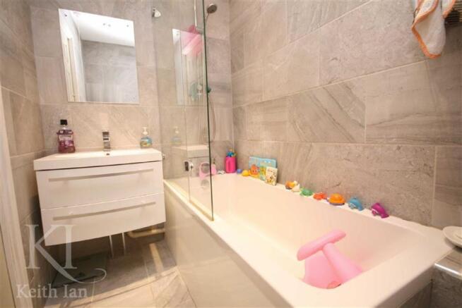 Modern Bathroom