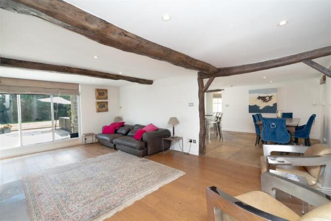 4 bed Barn Conversion for sale Image 5
