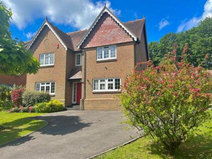 Meredun Close, Hursley, Winchester, SO21 2JA