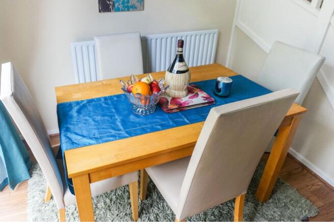 Lounge/Dining Room