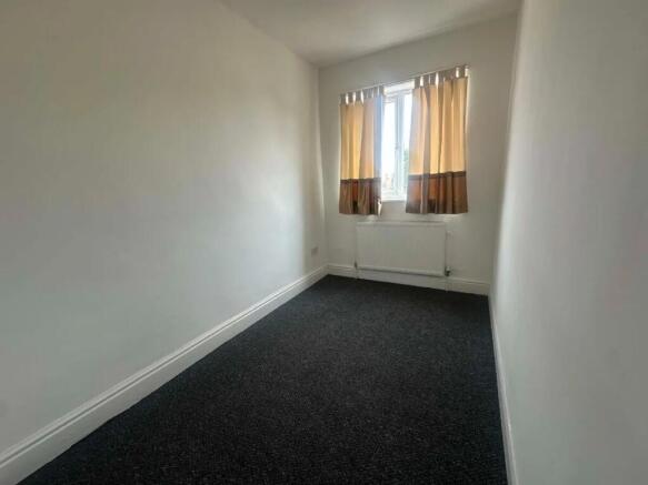 3 bed Terraced for sale Image 6