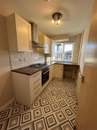 kitchen pic.jpg