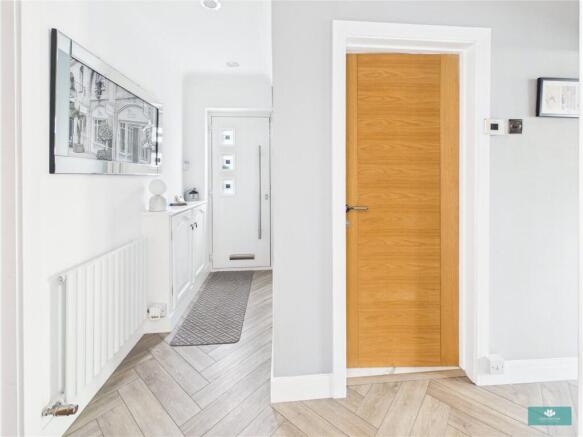 3 bed Semi-Detached for sale Image 8