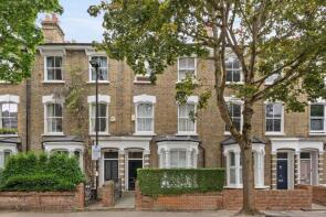 14, Evershot Road, London N4 3BB