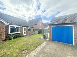 51, Cyrano Way, Grimsby DN37 9SQ