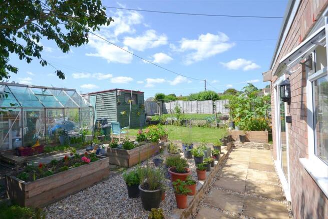 Rear Garden (61).jpg