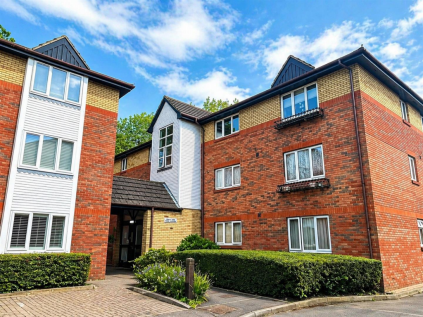 Dover Gardens, Carshalton