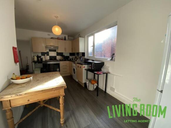 Kitchen 1