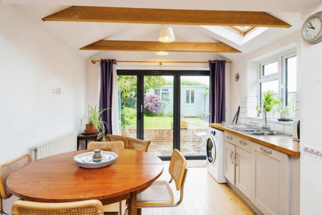 Kitchen/Dining Area