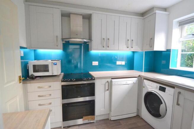 40MEDWAYKITCHEN.JPG