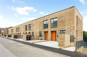 6, Castellum Mews, Leyburne Road, Dover CT16 1AS