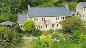 The Rosery, Middle Spring, Ruscombe Road, Ruscombe GL6 6DF