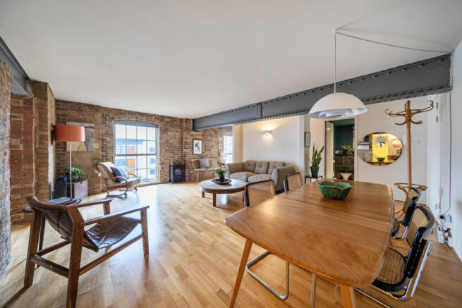 1407230-10-699714...