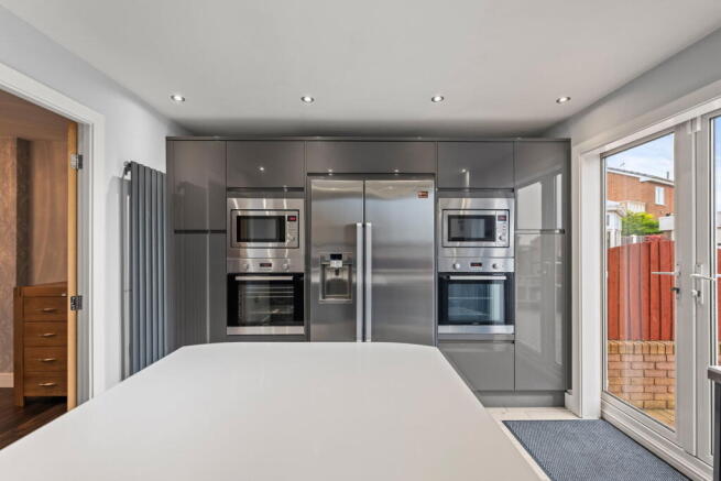 3 bed Detached for sale Image 5