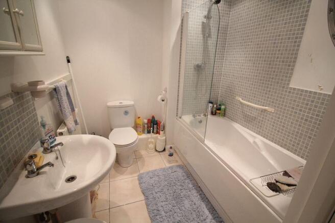 Photo 16