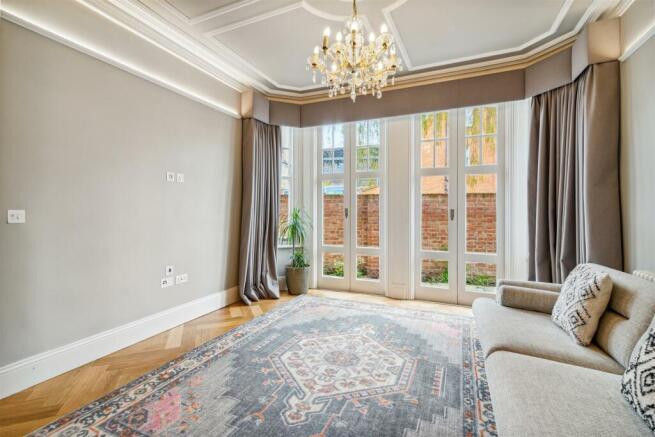Dukes Avenue,W4_FOR SALE