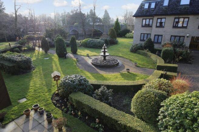 COMMUNAL GARDEN