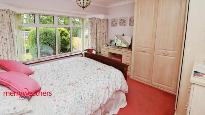 2 bed Detached Bungalow for sale Image 11