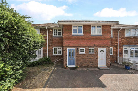 Cumberland Avenue, Guildford, Surrey, GU2