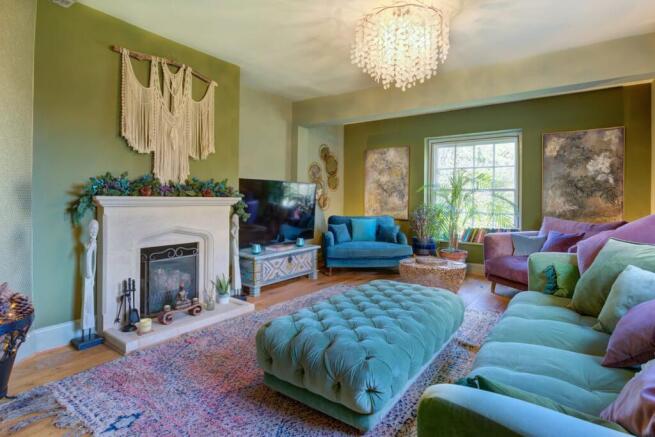 Westley Hall, Langdon Hills, SS16 photo 4