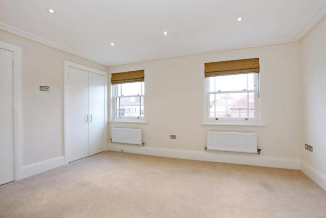 Principal bedroom 